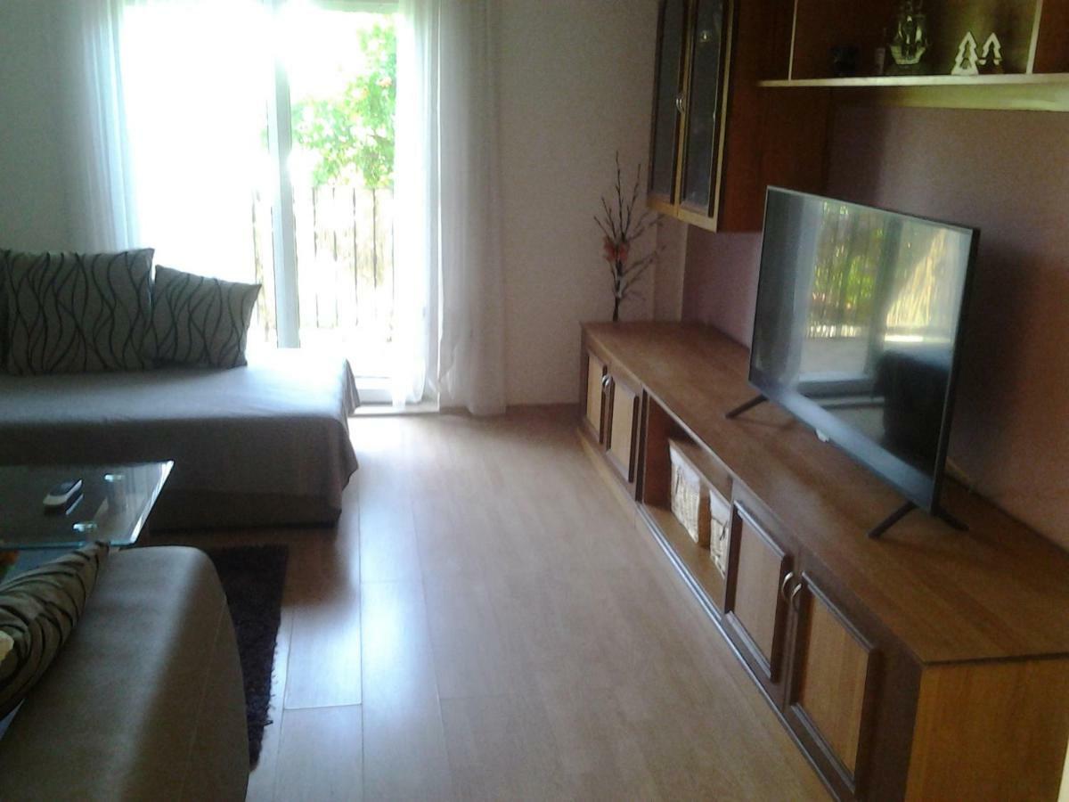 שיבניק Apartment Mile מראה חיצוני תמונה
